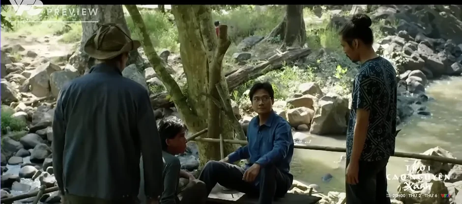 Trời cao nguyên xanh - Tập 18: Dần lộ diện kẻ tài trợ tiền cho tổ chức chống phá Trời cao nguyên xanh - Tập 18: Dần lộ diện kẻ tài trợ tiền cho tổ chức chống phá