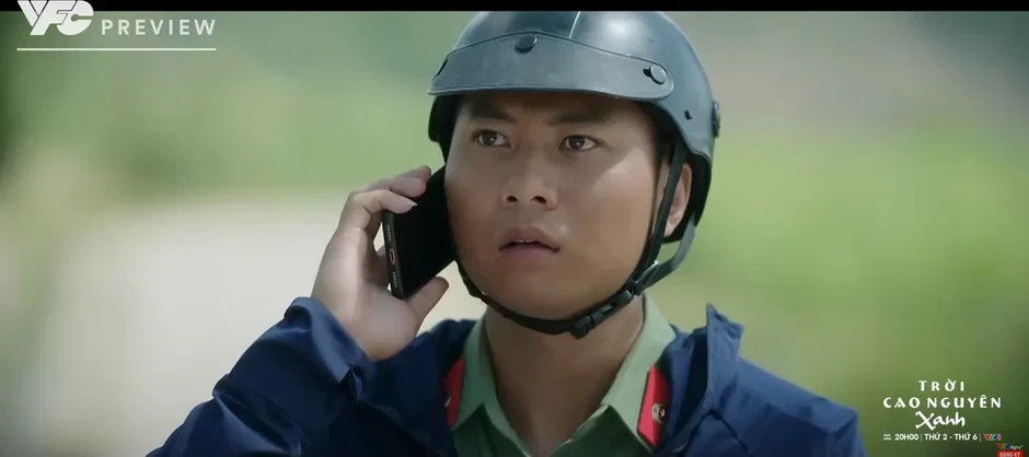 Trời cao nguyên xanh - Tập 24: Cuộc bạo động xảy ra, Tuấn bị nhóm phản động giam giữ Trời cao nguyên xanh - Tập 24: Cuộc bạo động xảy ra, Tuấn bị nhóm phản động giam giữ