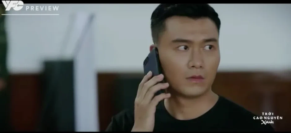 Trời cao nguyên xanh - Tập 4: Tuấn đối mặt lựa chọn sinh tử, Ngọc Anh bị ép vận chuyển bom Trời cao nguyên xanh - Tập 4: Tuấn đối mặt lựa chọn sinh tử, Ngọc Anh bị ép vận chuyển bom