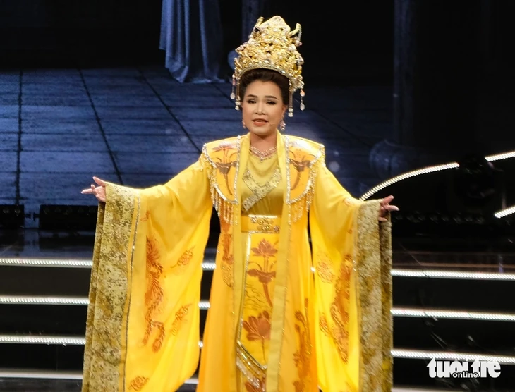 Trọng Phúc, Ngọc Đợi hát Bên cầu dệt lụa trong Bắc - Nam nối dải xuân hồng Trọng Phúc, Ngọc Đợi hát Bên cầu dệt lụa trong Bắc - Nam nối dải xuân hồng