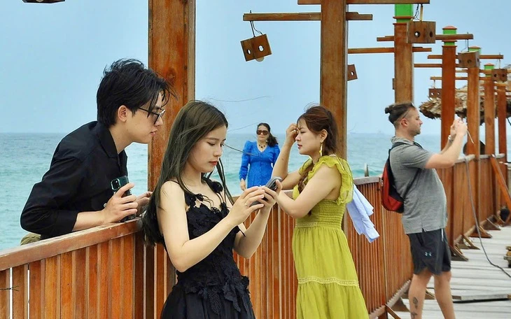 Trước ngày giỗ Tổ Hùng Vương, về Bình Đà lễ giỗ ‘Quốc Tổ Lạc Long Quân'