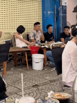 Trương Thế Vinh nói gì sau khi bị bắt gặp dắt Trâm Anh ra mắt? Trương Thế Vinh nói gì sau khi bị bắt gặp dắt Trâm Anh ra mắt?