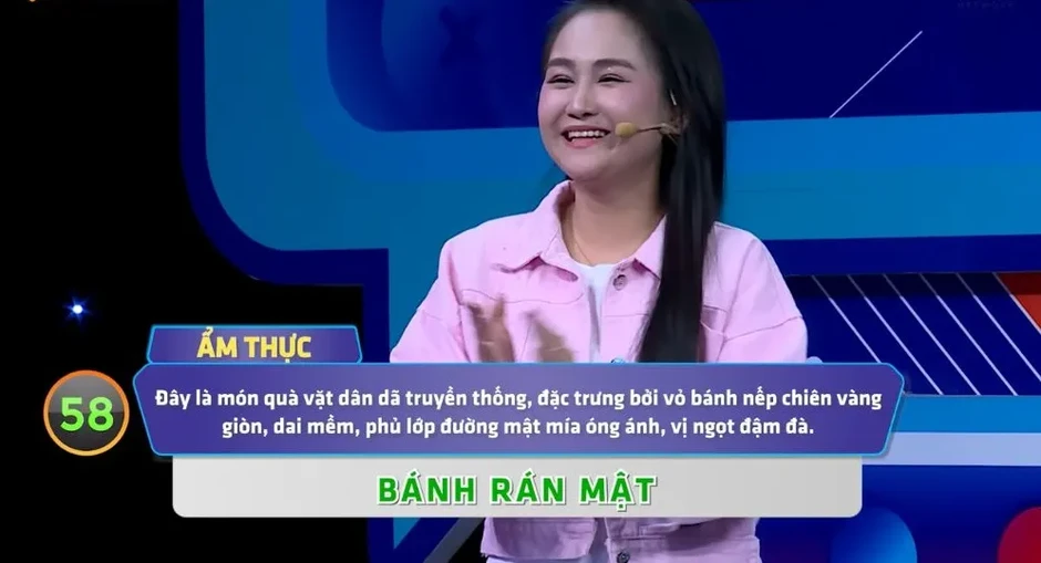 Úm ba la ra chữ gì: MC Hoàng Rapper bất ngờ vì đội chơi mất 15 giây trả lời đúng 4 câu hỏi liên tiếp Úm ba la ra chữ gì: MC Hoàng Rapper bất ngờ vì đội chơi mất 15 giây trả lời đúng 4 câu hỏi liên tiếp