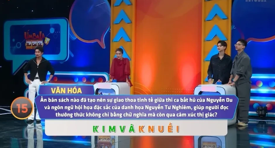 Úm ba la ra chữ gì: Nam Khánh gây ấn tượng với loạt đáp án chuẩn xác, đưa đồng đội thắng lớn Úm ba la ra chữ gì: Nam Khánh gây ấn tượng với loạt đáp án chuẩn xác, đưa đồng đội thắng lớn