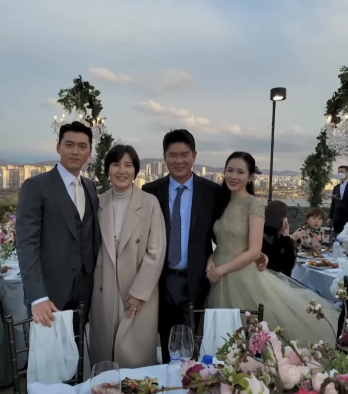 Vì bảo vệ Son Ye Jin - Hyun Bin, 1 sao nam bị mang danh phản bội vợ suốt bao năm Vì bảo vệ Son Ye Jin - Hyun Bin, 1 sao nam bị mang danh phản bội vợ suốt bao năm