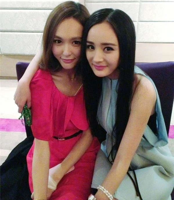 Vì sao 2 mỹ nhân Hoa ngữ Dương Mịch và Đường Yên không còn thân thiết? Vì sao 2 mỹ nhân Hoa ngữ Dương Mịch và Đường Yên không còn thân thiết?