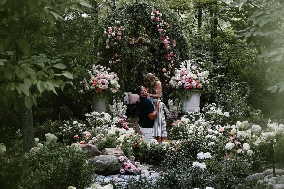 Vì sao giữa cả dàn bạn trai hoành tráng, Taylor Swift lại chọn lấy "chồng nghèo"? Vì sao giữa cả dàn bạn trai hoành tráng, Taylor Swift lại chọn lấy "chồng nghèo"?