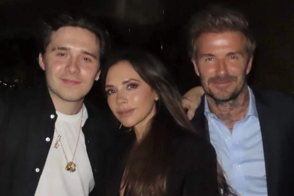 Victoria Beckham phá vỡ im lặng Victoria Beckham phá vỡ im lặng