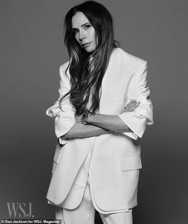 Victoria Beckham phá vỡ sự im lặng về Brooklyn Victoria Beckham phá vỡ sự im lặng về Brooklyn