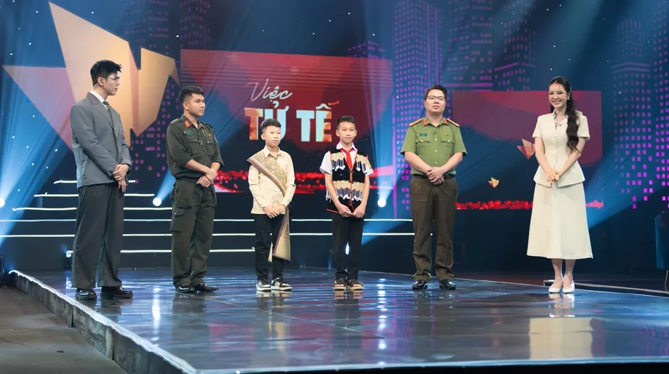 Việc tử tế tháng 7: Những người lặng lẽ giữ bình yên cho quê hương Việc tử tế tháng 7: Những người lặng lẽ giữ bình yên cho quê hương