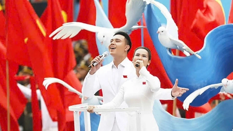 Việt Nam có ca khúc 10 tỷ views cả nước thuộc lòng: Được Ban Tuyên giáo khen thưởng, nhạc sĩ mua hẳn 2 căn nhà