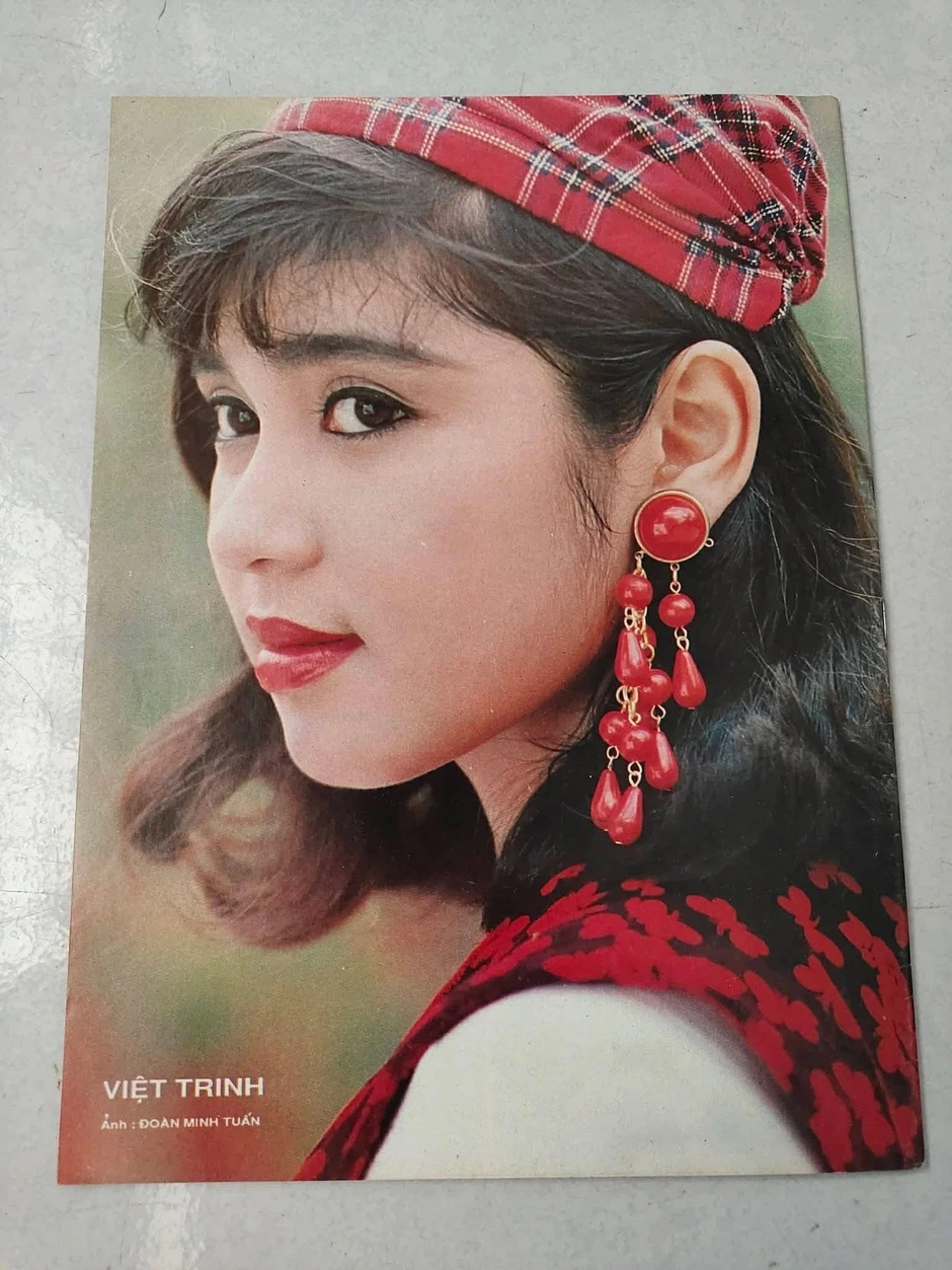 Việt Trinh kể quá khứ "quê mùa", bị đàn chị nổi tiếng chê bai Việt Trinh kể quá khứ "quê mùa", bị đàn chị nổi tiếng chê bai