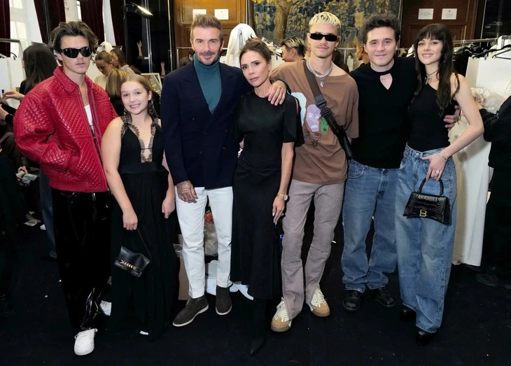Vợ chồng Beckham chúc mừng sinh nhật Brooklyn