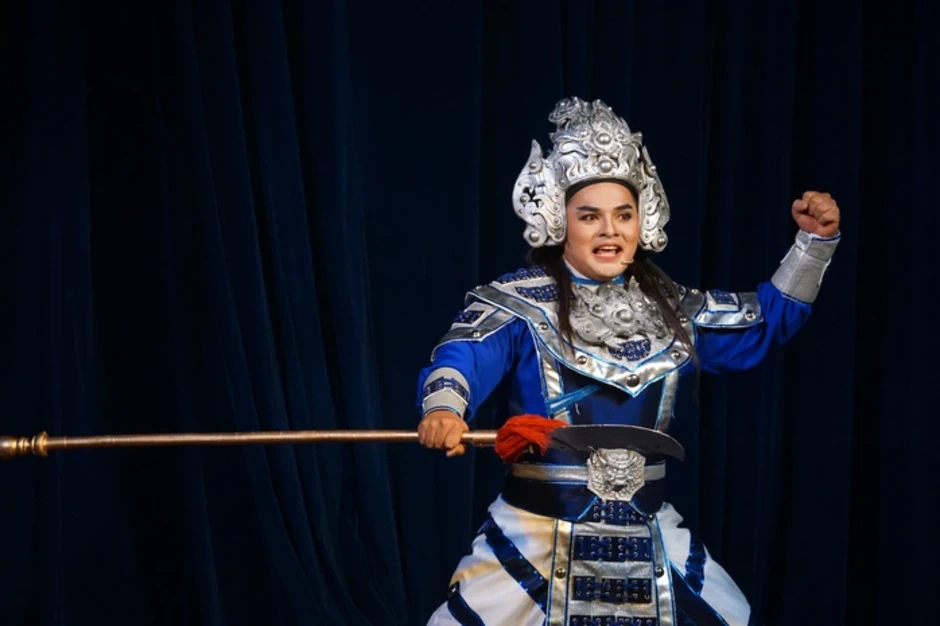 Võ Minh Lâm, Hoàng Hải, Nguyễn Văn Mẹo tung hứng tiếng cười trong vở "Phước Lộc Thọ" Võ Minh Lâm, Hoàng Hải, Nguyễn Văn Mẹo tung hứng tiếng cười trong vở "Phước Lộc Thọ"