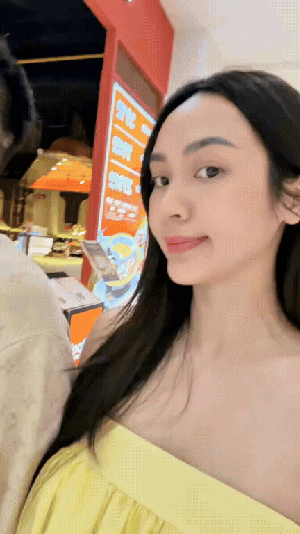 Vũ Thúy Quỳnh ước con có mũi cao thừa hưởng từ bố mẹ, hạnh phúc vì Đức Phạm luôn đồng hành Vũ Thúy Quỳnh ước con có mũi cao thừa hưởng từ bố mẹ, hạnh phúc vì Đức Phạm luôn đồng hành