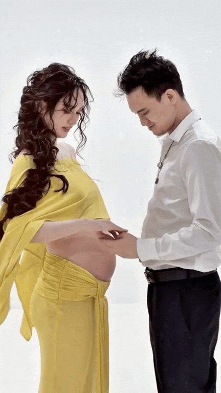 Vũ Thúy Quỳnh ước con có mũi cao thừa hưởng từ bố mẹ, hạnh phúc vì Đức Phạm luôn đồng hành Vũ Thúy Quỳnh ước con có mũi cao thừa hưởng từ bố mẹ, hạnh phúc vì Đức Phạm luôn đồng hành