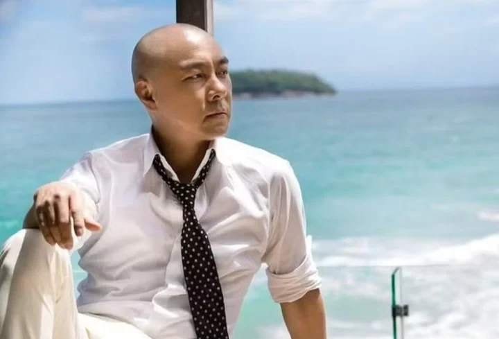 'Vua hài' Trương Vệ Kiện tuổi 61: Đi xe bus không ai nhận ra, sống an yên bên vợ 'Vua hài' Trương Vệ Kiện tuổi 61: Đi xe bus không ai nhận ra, sống an yên bên vợ