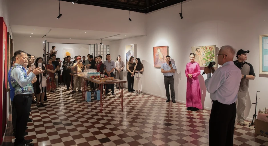 'Xuôi dòng sông Thu' hướng đến những mái nhà kiên cố cho đồng bào miền Trung 'Xuôi dòng sông Thu' hướng đến những mái nhà kiên cố cho đồng bào miền Trung