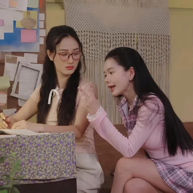 Yên Đan trưởng thành từ 'Đi giữa trời rực rỡ' đến 'Ốc mượn hồn' Yên Đan trưởng thành từ 'Đi giữa trời rực rỡ' đến 'Ốc mượn hồn'