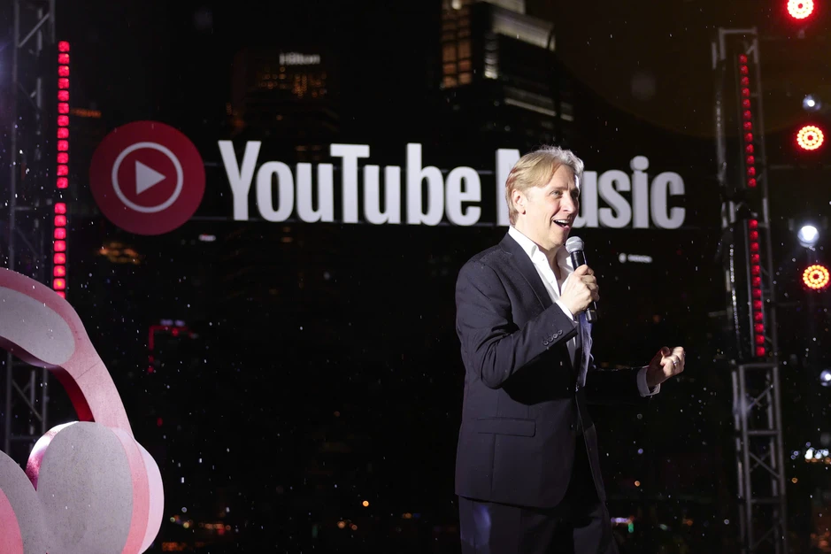 YouTube thay thế top thịnh hành: Cuộc chơi mới của nhạc Việt? YouTube thay thế top thịnh hành: Cuộc chơi mới của nhạc Việt?