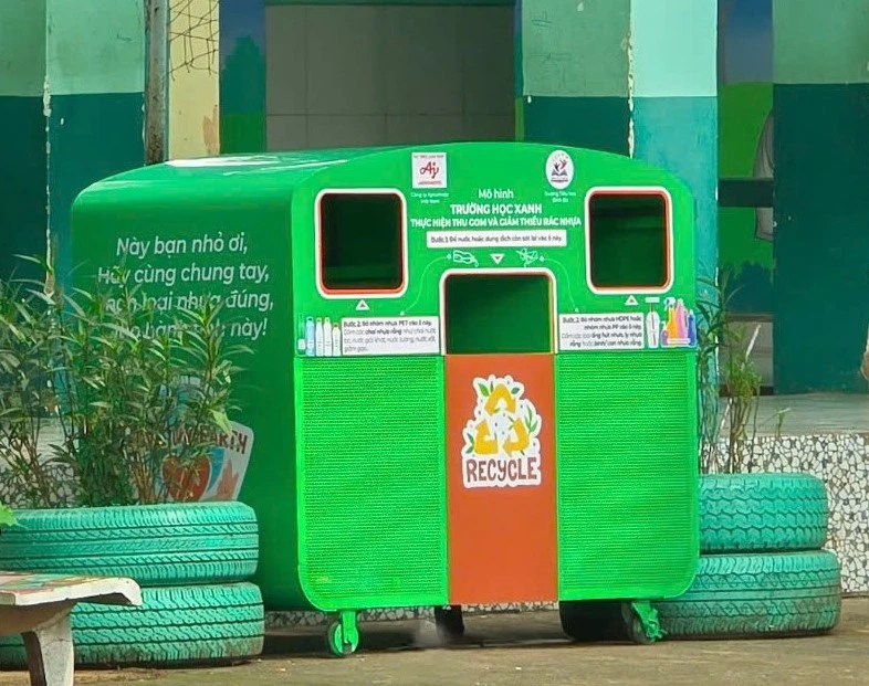 “Bữa ăn học đường” nâng cao dinh dưỡng, lan tỏa ý thức bảo vệ môi trường cho học sinh “Bữa ăn học đường” nâng cao dinh dưỡng, lan tỏa ý thức bảo vệ môi trường cho học sinh