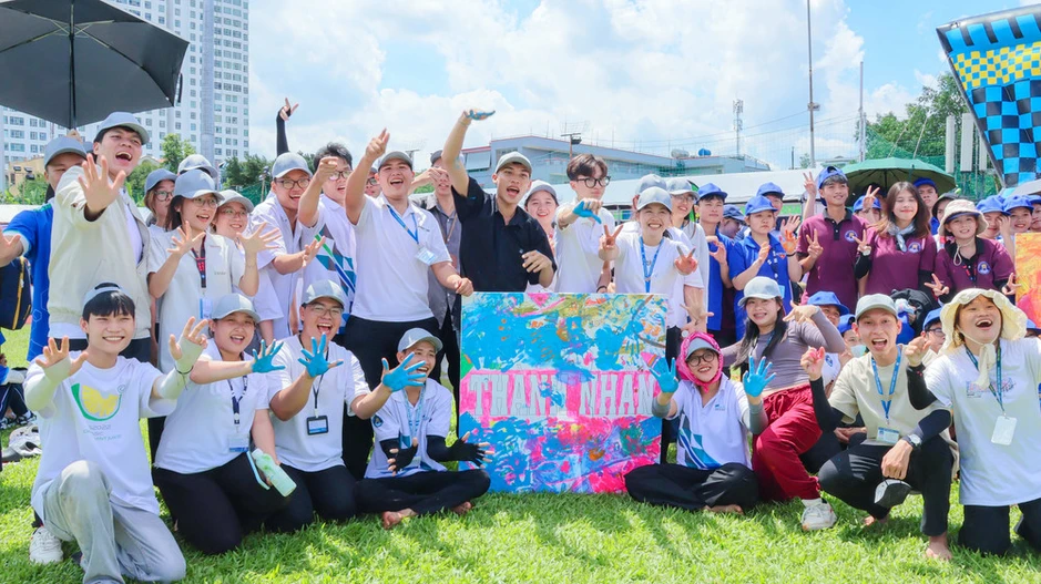 “Đại học hai giai đoạn” thêm cơ hội học tập tại Trường đại học Văn Hiến “Đại học hai giai đoạn” thêm cơ hội học tập tại Trường đại học Văn Hiến