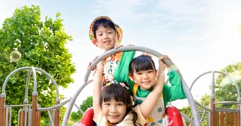 ‘Du học hè tại chỗ’ - cách trẻ làm quen với môi trường quốc tế[MOU1]