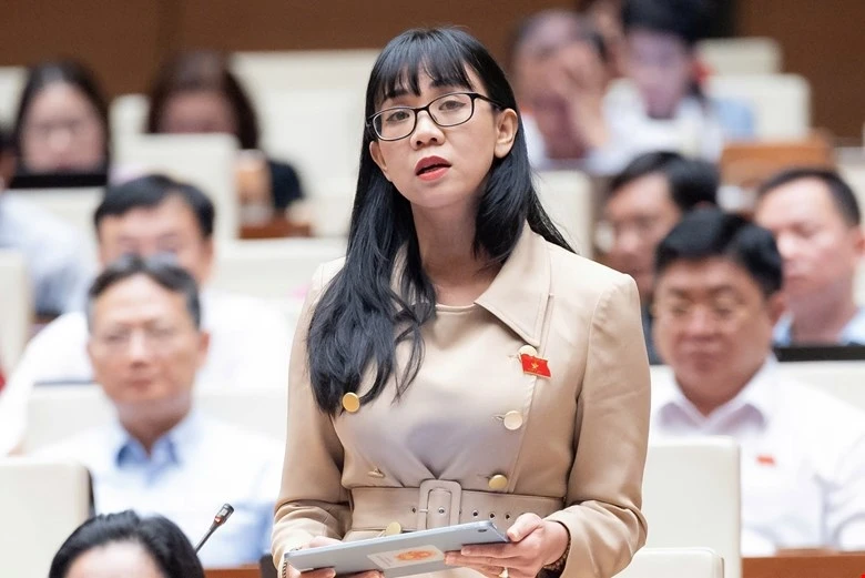 “Giữ sự trung thực cho một kỳ thi cũng là giữ niềm tin cho giáo dục” “Giữ sự trung thực cho một kỳ thi cũng là giữ niềm tin cho giáo dục”