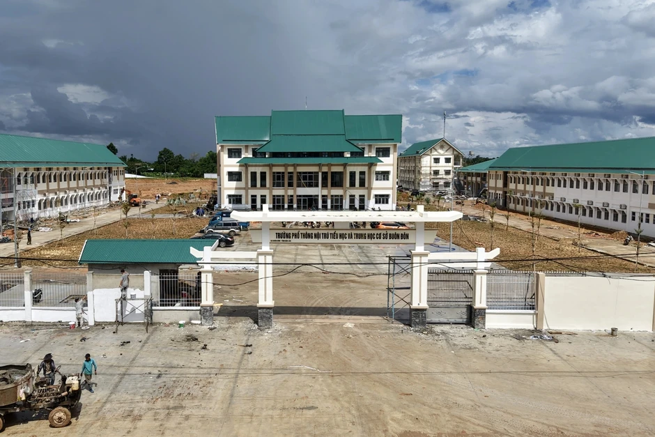 "Chạy nước rút" hoàn thành trường nội trú biên giới trước năm học mới "Chạy nước rút" hoàn thành trường nội trú biên giới trước năm học mới