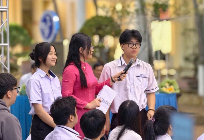"ĐƯA TRƯỜNG HỌC ĐẾN THÍ SINH" LẦN THỨ 25, NĂM 2026: Mở lối nghề nghiệp ngay trên quê hương "ĐƯA TRƯỜNG HỌC ĐẾN THÍ SINH" LẦN THỨ 25, NĂM 2026: Mở lối nghề nghiệp ngay trên quê hương