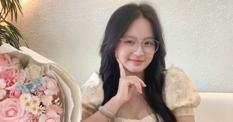 "Hoa khôi" trường quê giành thủ khoa toàn quốc khối C19