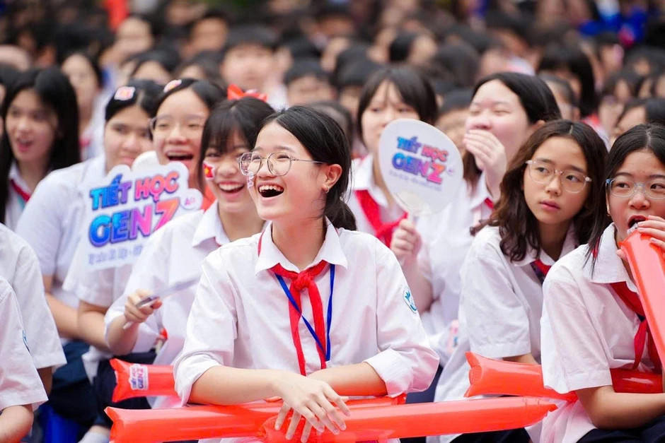 "Tiết học Gen Z" – Lan tỏa thông điệp sống chuẩn của học sinh Thủ đô "Tiết học Gen Z" – Lan tỏa thông điệp sống chuẩn của học sinh Thủ đô
