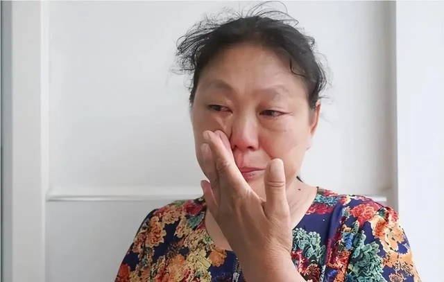 "Tôi sống còn không bằng thú cưng của các con!": Hai con ăn lẩu hết gần 1,4 triệu đồng, người mẹ đơn thân buồn rầu "Tôi sống còn không bằng thú cưng của các con!": Hai con ăn lẩu hết gần 1,4 triệu đồng, người mẹ đơn thân buồn rầu