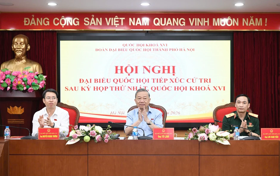 “Vào lớp 10 căng thẳng hơn thi đại học, sao lại tạo tâm lý bất an như vậy?” “Vào lớp 10 căng thẳng hơn thi đại học, sao lại tạo tâm lý bất an như vậy?”
