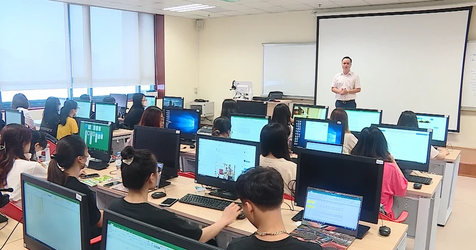 [Video] Bộ Giáo dục và Đào tạo dự kiến giảm 5 trường đại học, 12 trường nghề