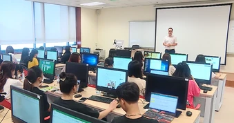 [Video] Bộ Giáo dục và Đào tạo dự kiến giảm 5 trường đại học, 12 trường nghề