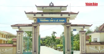 [Video] Quảng Trị: Điều tra mở rộng vụ tiêu cực thi tốt nghiệp THPT