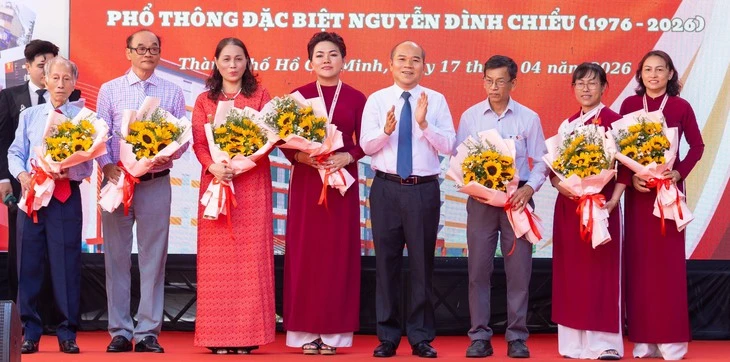 100 năm Trường Nguyễn Đình Chiểu: Hành trình ‘chạm đến trái tim’