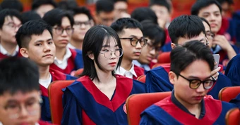 100 sinh viên Bách khoa HN ra trường chỉ 3 người đạt xuất sắc, 95% có việc làm
