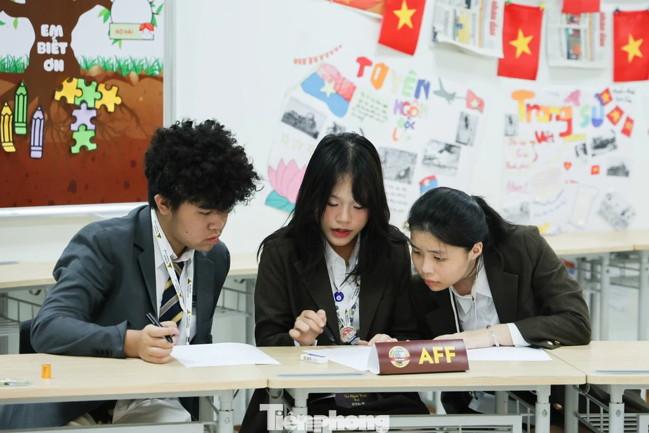 1.000 học sinh trên thế giới tranh tài học thuật ở Đà Nẵng 1.000 học sinh trên thế giới tranh tài học thuật ở Đà Nẵng