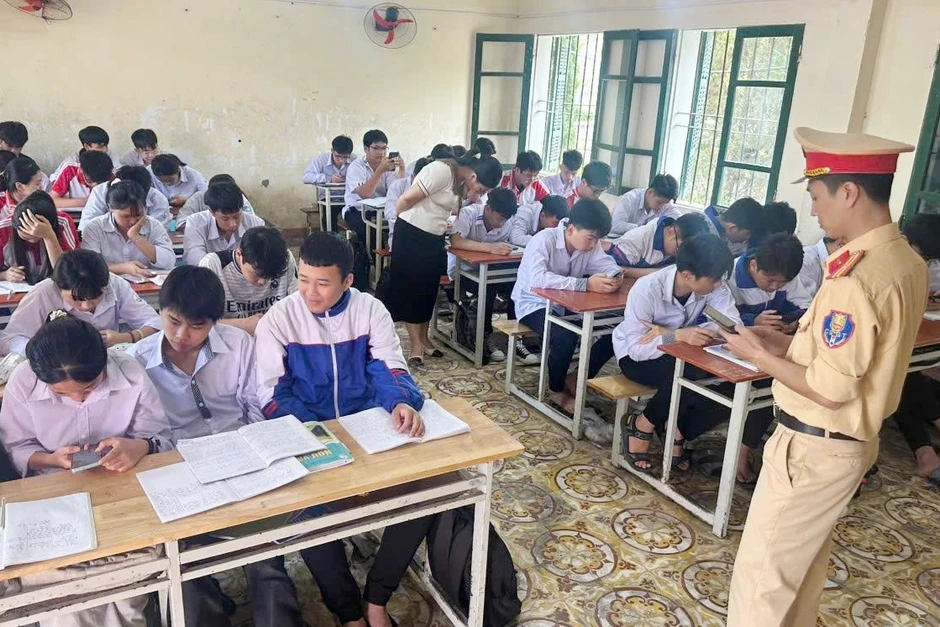 120.000 lượt học sinh Hưng Yên thi đánh giá kiến thức giao thông