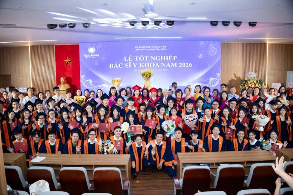 13 sinh viên Y khoa Đại học Đại Nam trúng tuyển bác sĩ nội trú 13 sinh viên Y khoa Đại học Đại Nam trúng tuyển bác sĩ nội trú