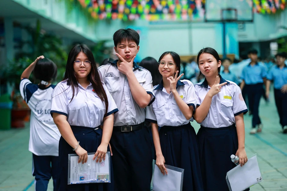 151.269 thí sinh TP.HCM bắt đầu thi lớp 10: Giám đốc Sở GD-ĐT nói về đề thi 151.269 thí sinh TP.HCM bắt đầu thi lớp 10: Giám đốc Sở GD-ĐT nói về đề thi