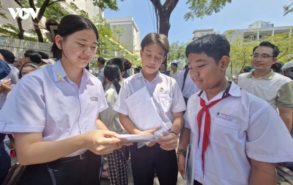 157 thí sinh vắng mặt trong ngày đầu tiên thi tuyển sinh vào lớp 10 tại Đà Nẵng 157 thí sinh vắng mặt trong ngày đầu tiên thi tuyển sinh vào lớp 10 tại Đà Nẵng