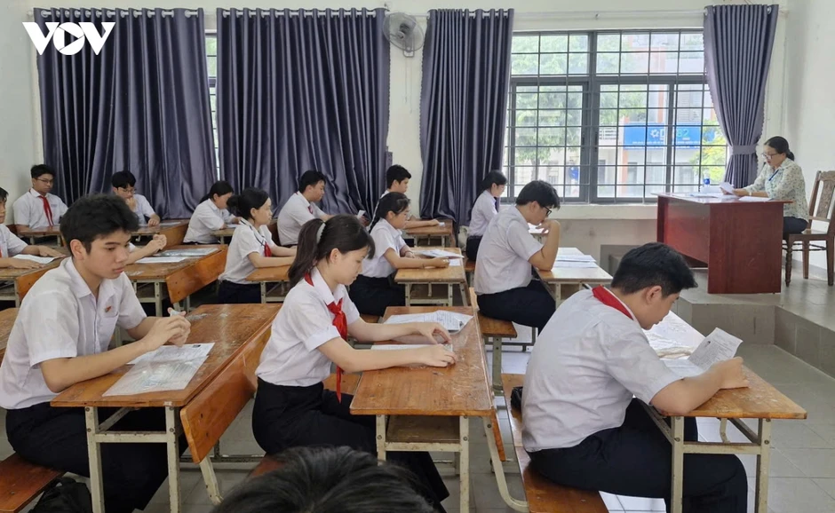 157 thí sinh vắng mặt trong ngày đầu tiên thi tuyển sinh vào lớp 10 tại Đà Nẵng 157 thí sinh vắng mặt trong ngày đầu tiên thi tuyển sinh vào lớp 10 tại Đà Nẵng