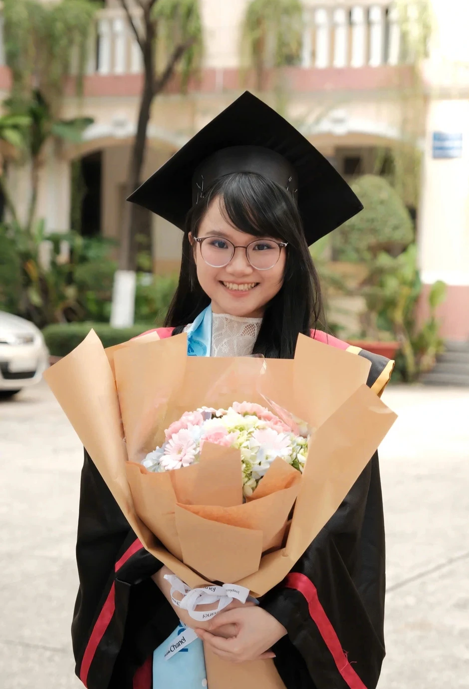 2 thủ khoa đặc biệt được nhà trường tuyển dụng ngay 2 thủ khoa đặc biệt được nhà trường tuyển dụng ngay