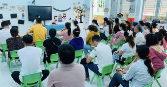 3 hành động người EQ thấp thường làm khi đi họp phụ huynh
