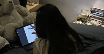 3 thói quen lúc nửa đêm tố cáo bạn là người có EQ thấp kịch đáy