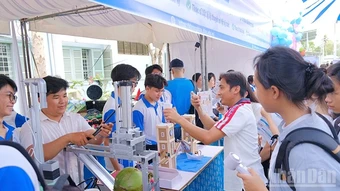 4.000 học sinh tham gia ngày hội giáo dục STEM “Sáng tạo vì cộng đồng”