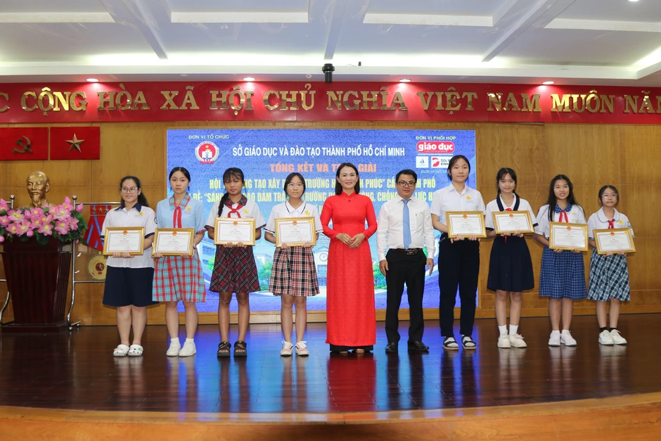 57 tác phẩm về sáng kiến phòng chống bạo lực học đường được trao giải